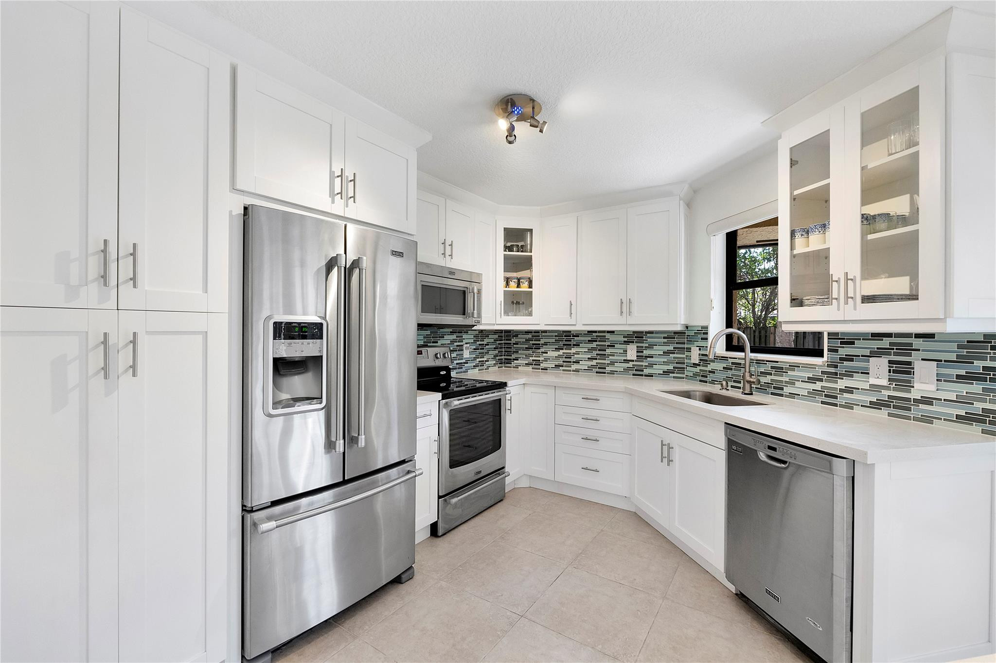 3406 Emerald Oaks #804 Hollywood, FL 33021