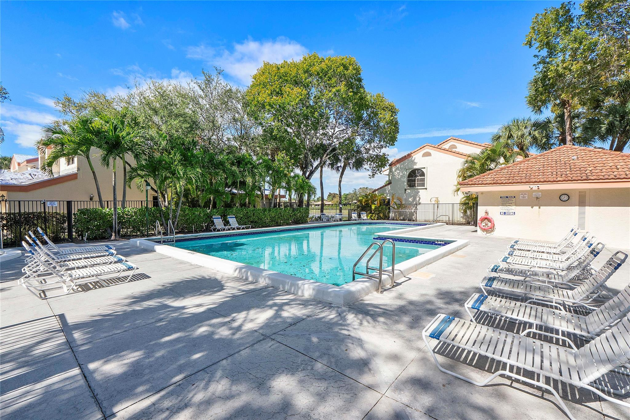 3406 Emerald Oaks #804 Hollywood, FL 33021