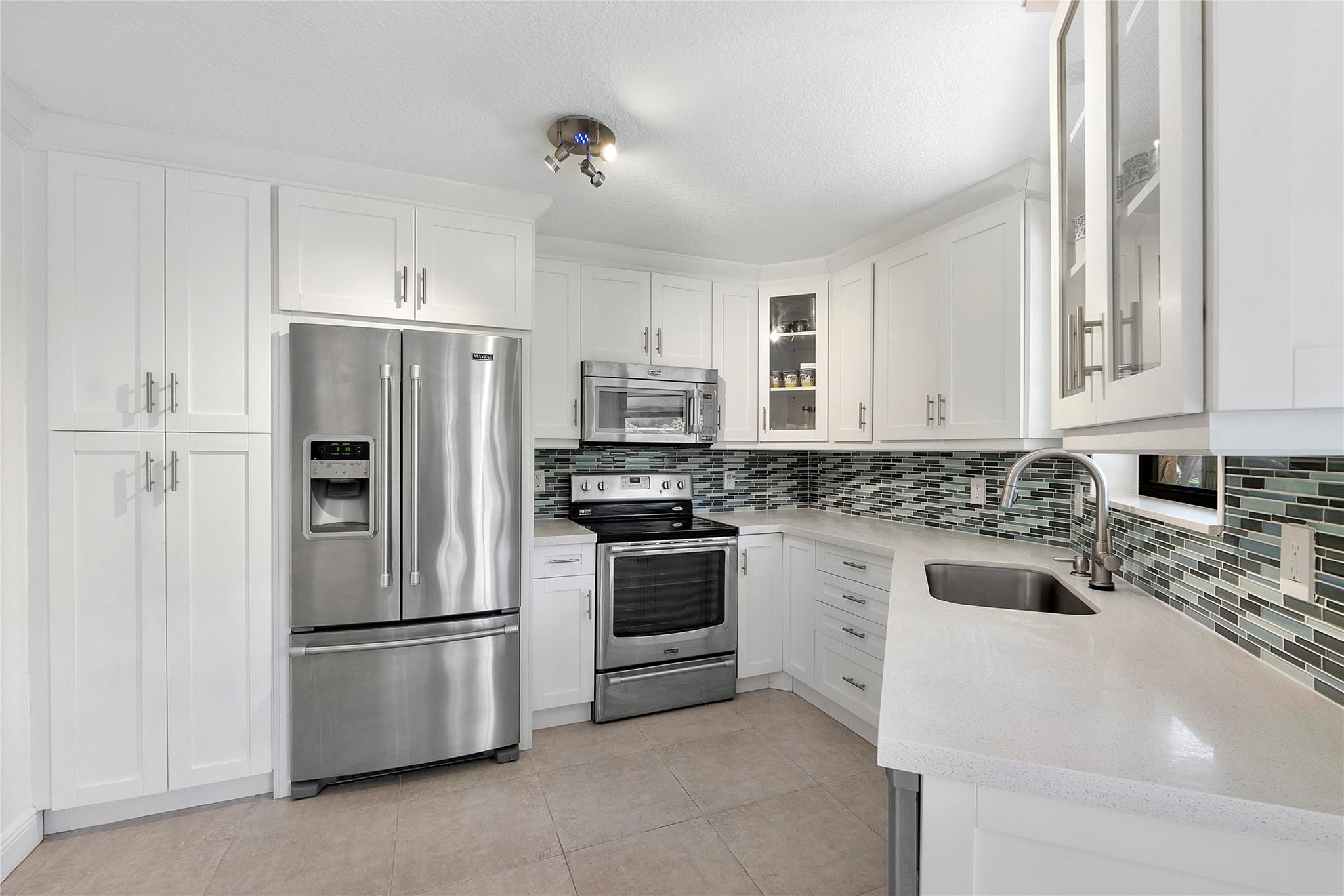 3406 Emerald Oaks #804 Hollywood, FL 33021