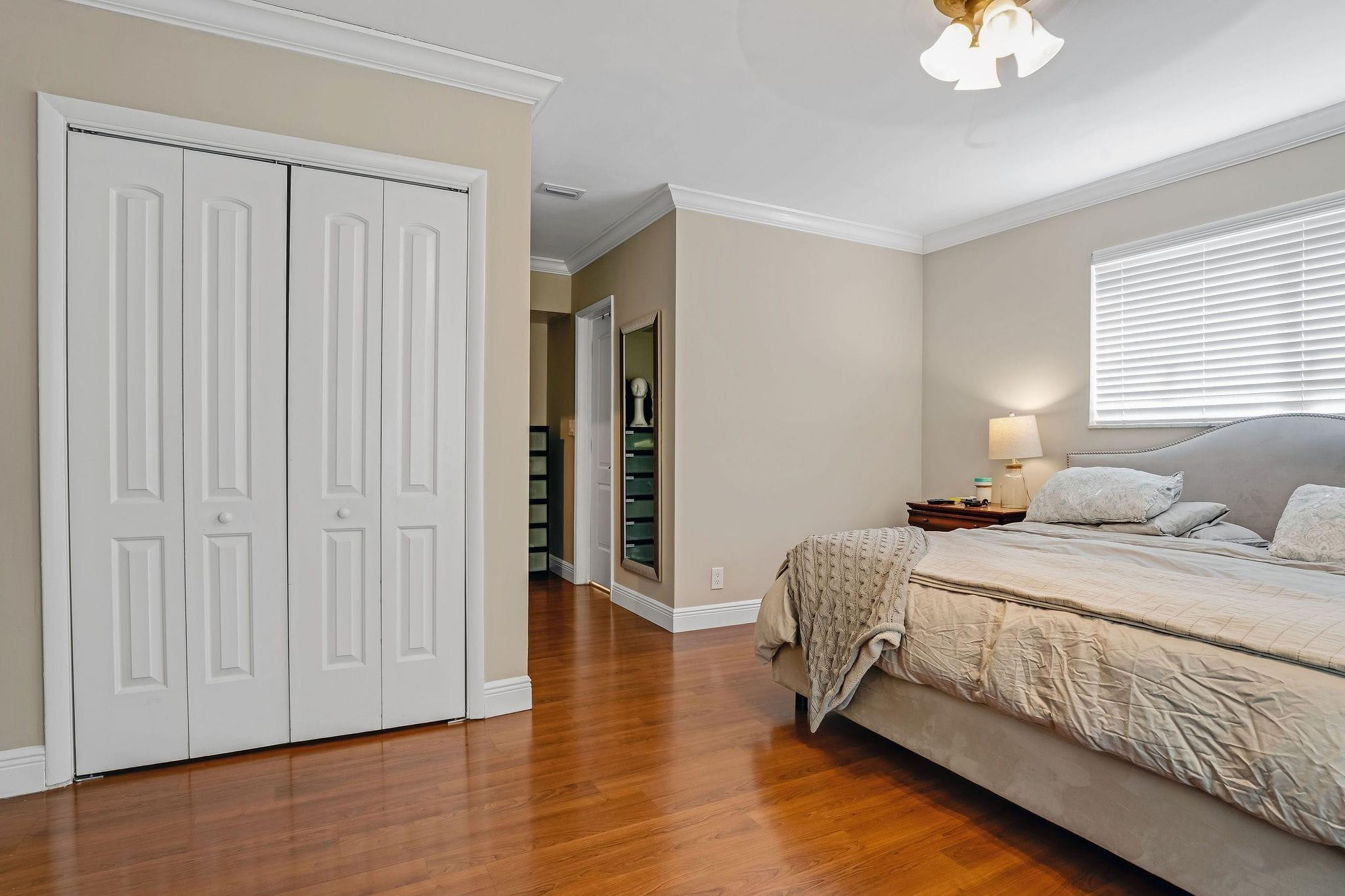 4000 N 36th Hollywood, FL 33021