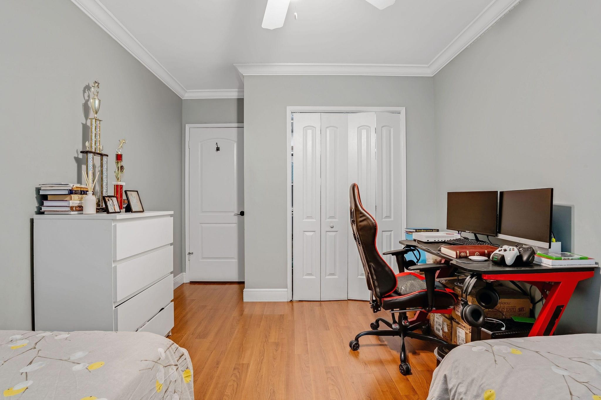 4000 N 36th Hollywood, FL 33021