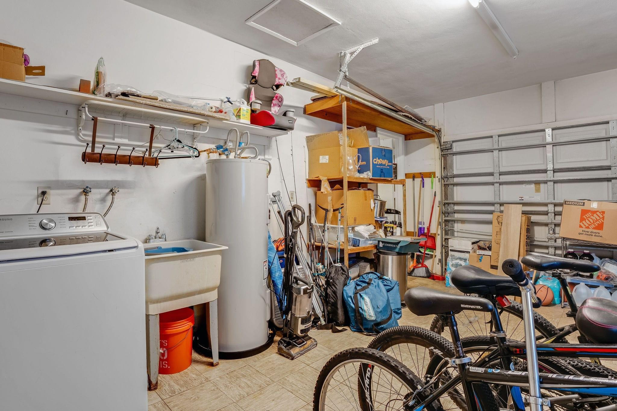 4000 N 36th Hollywood, FL 33021