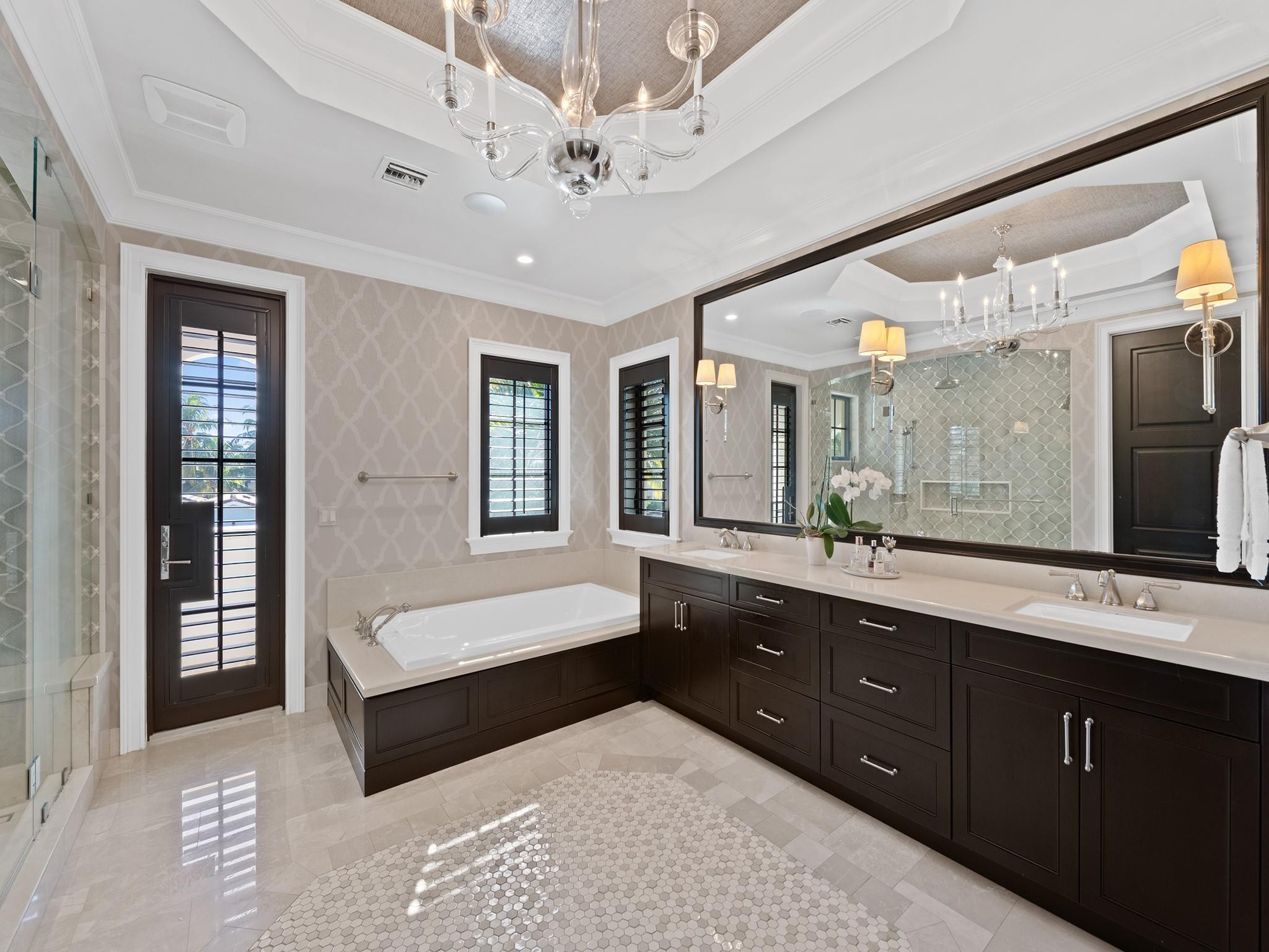 2319 NE 28th Lighthouse Point, FL 33064