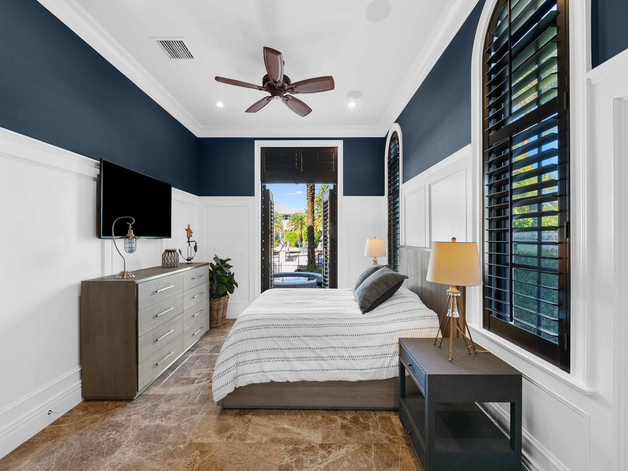 2319 NE 28th Lighthouse Point, FL 33064