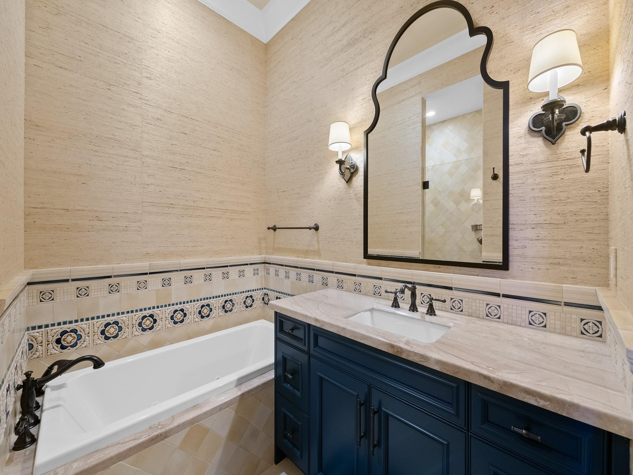 2319 NE 28th Lighthouse Point, FL 33064