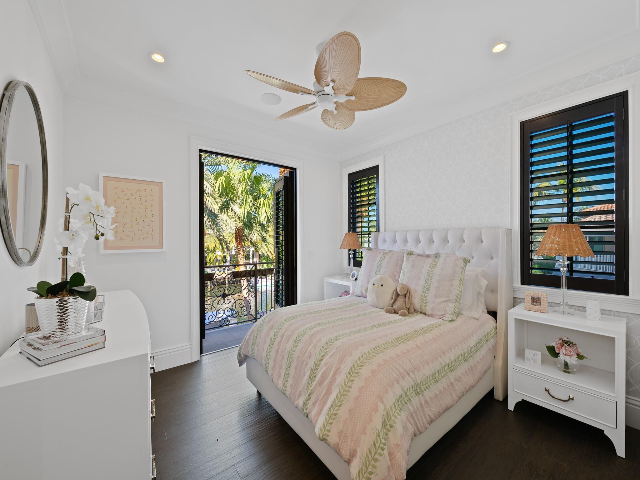 2319 NE 28th Lighthouse Point, FL 33064