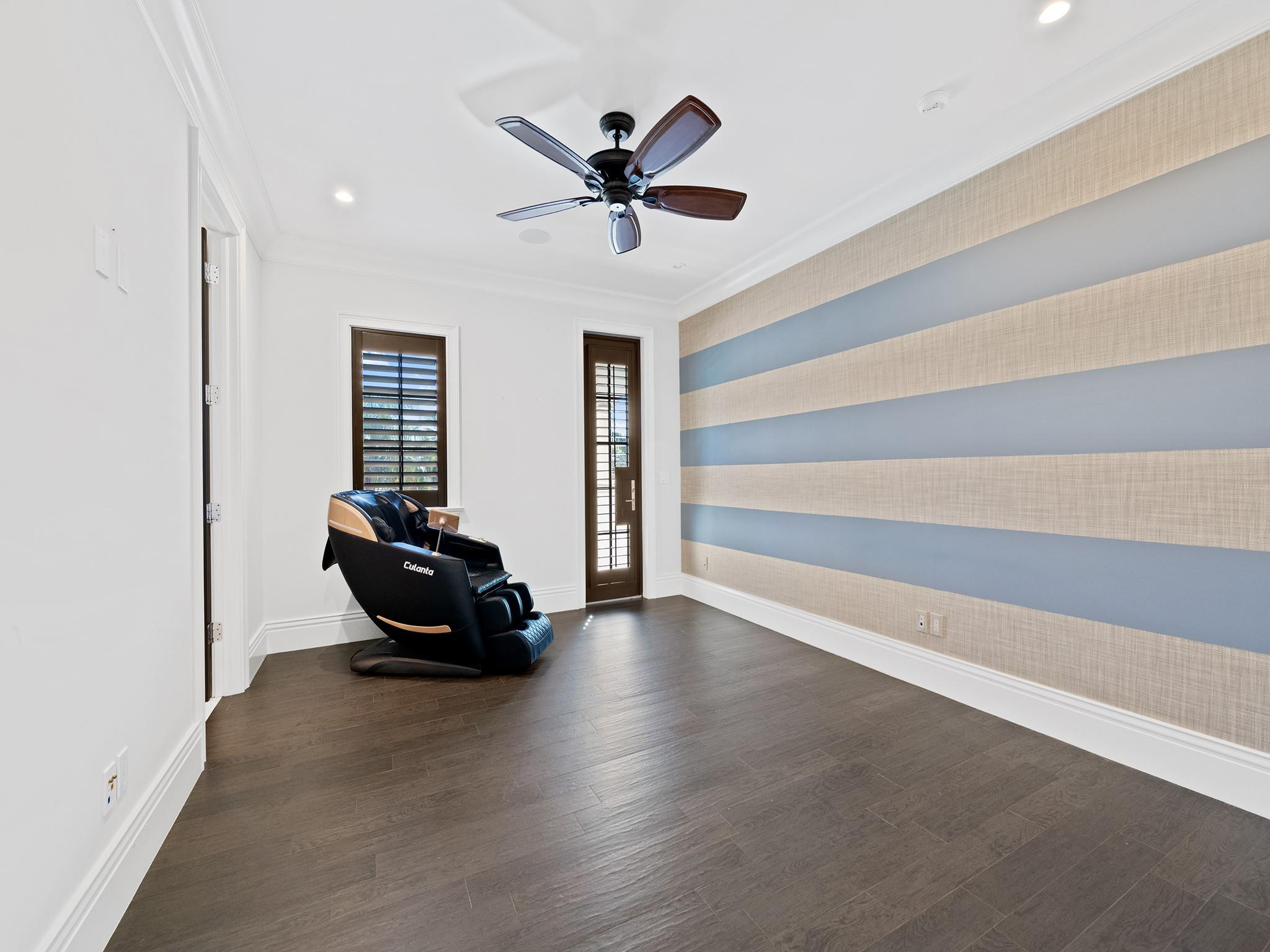 2319 NE 28th Lighthouse Point, FL 33064