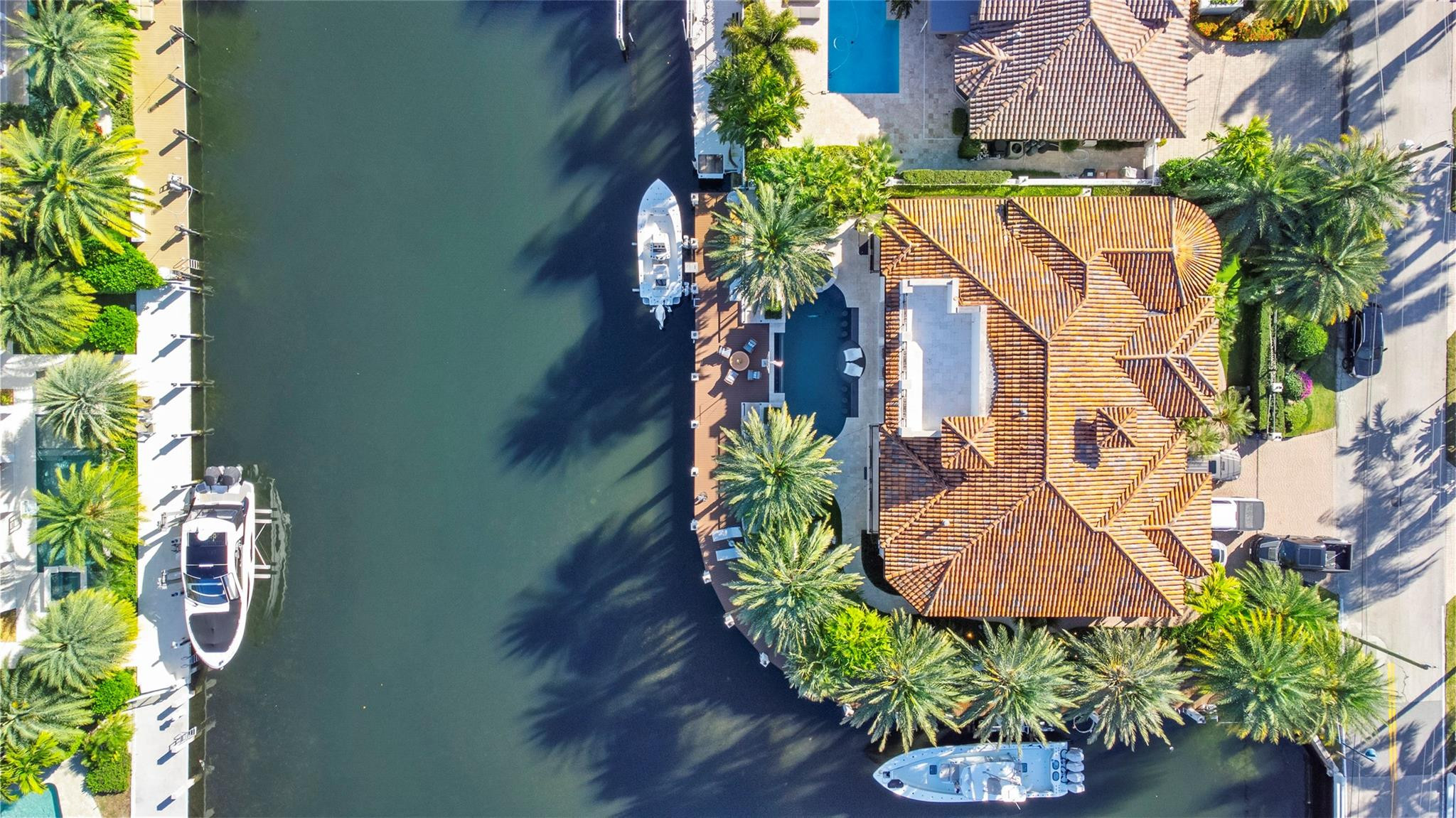 2319 NE 28th Lighthouse Point, FL 33064