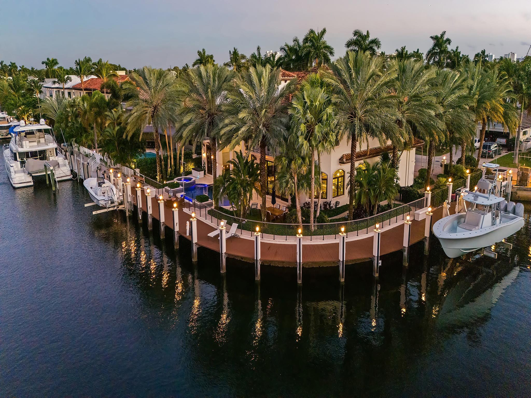 2319 NE 28th Lighthouse Point, FL 33064