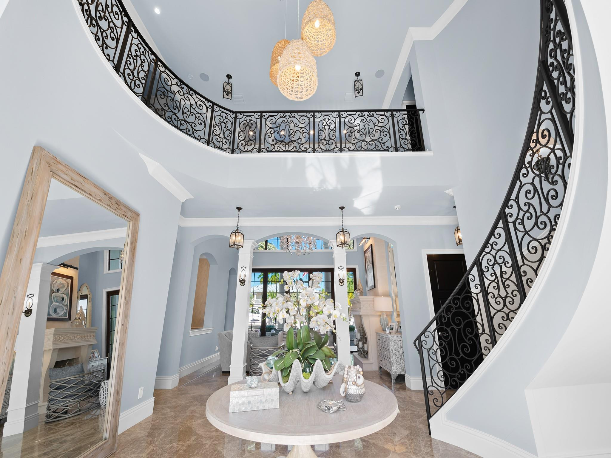 2319 NE 28th Lighthouse Point, FL 33064