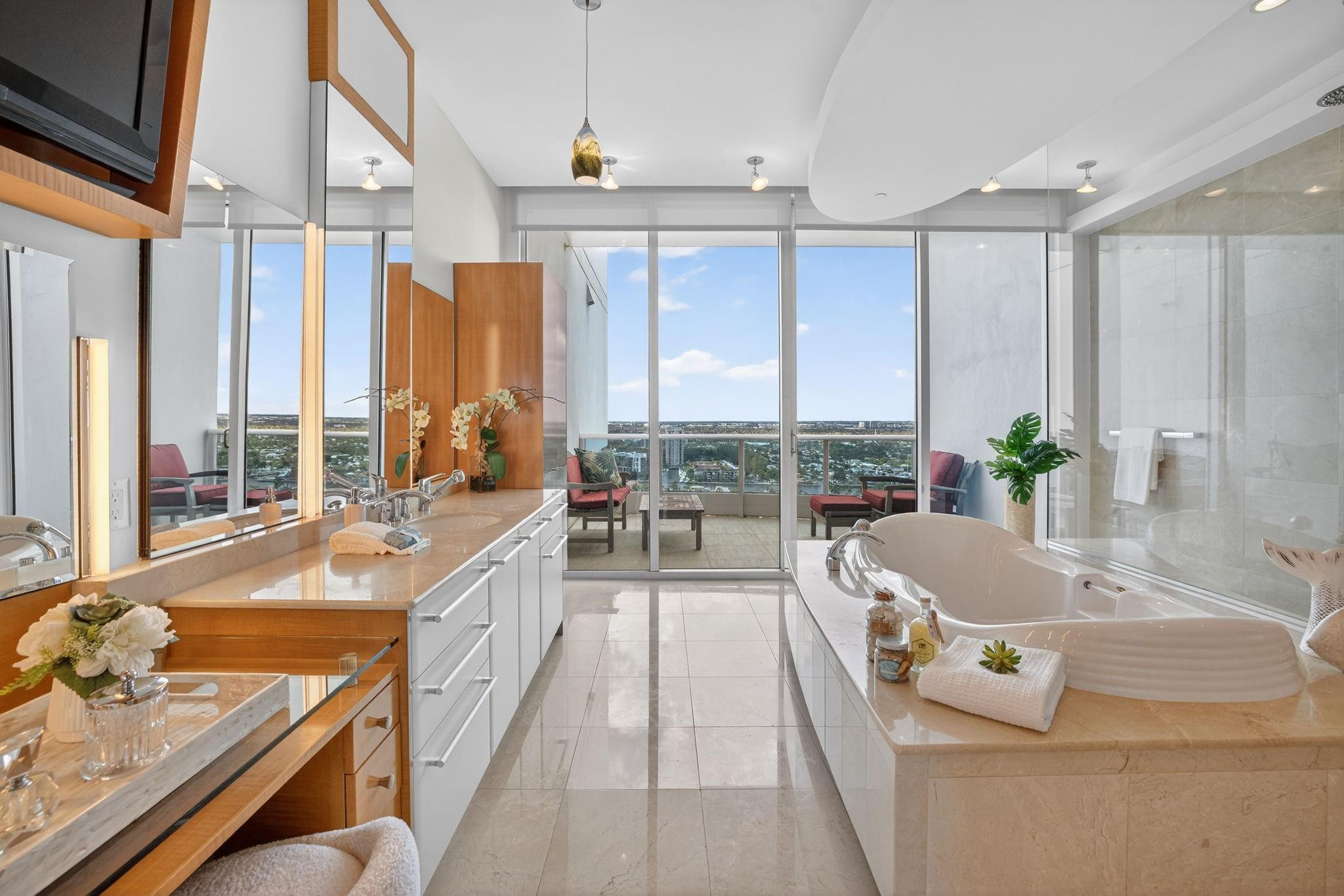 1600 S Ocean #UPH01 Pompano Beach, FL 33062