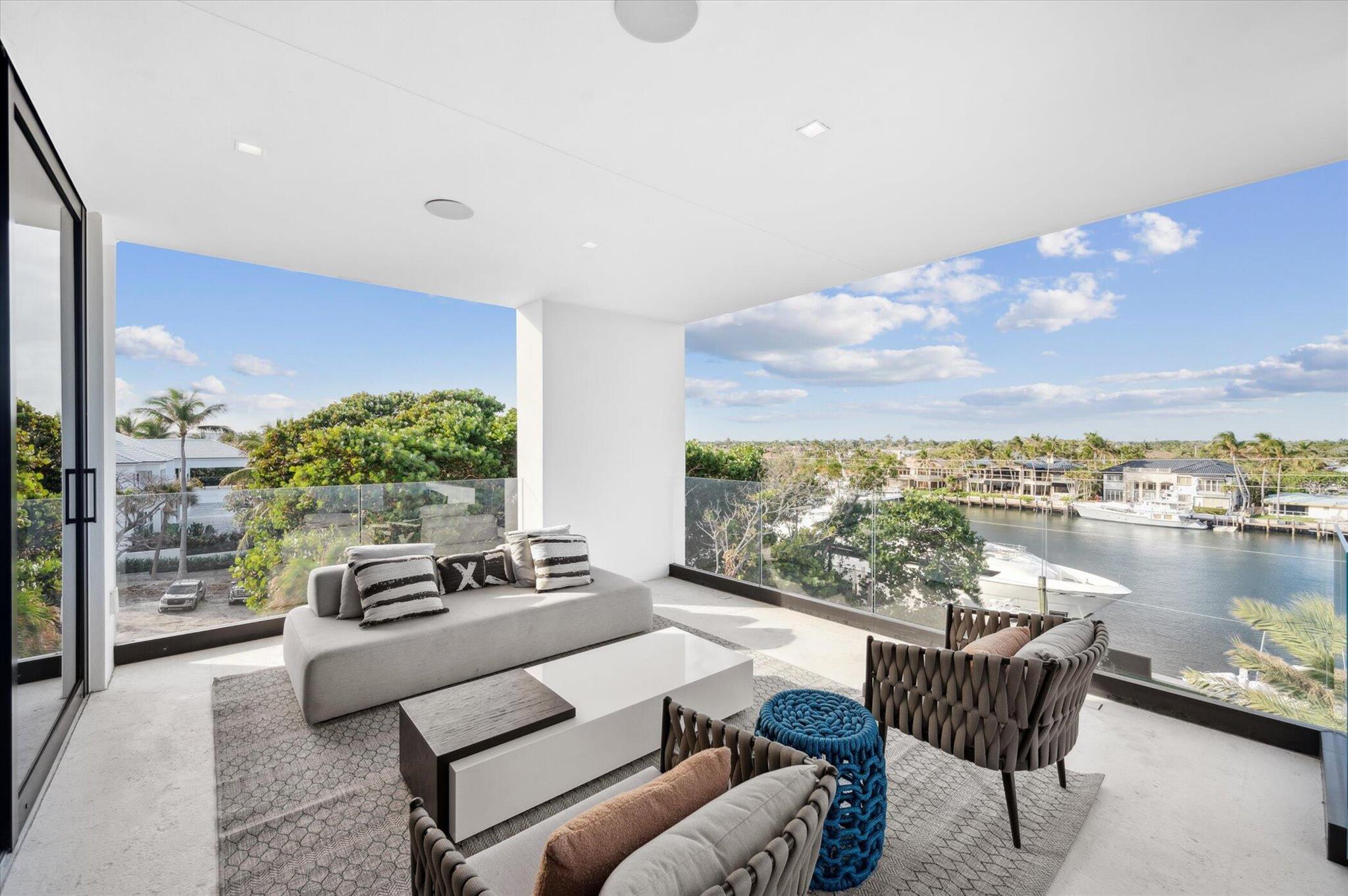 999 Hillsboro Mile Hillsboro Beach, FL 33062