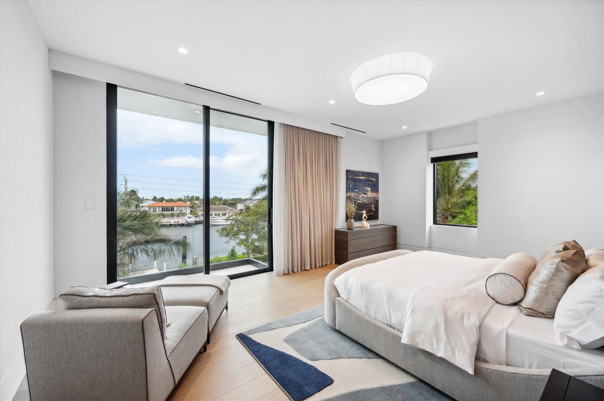 999 Hillsboro Mile Hillsboro Beach, FL 33062