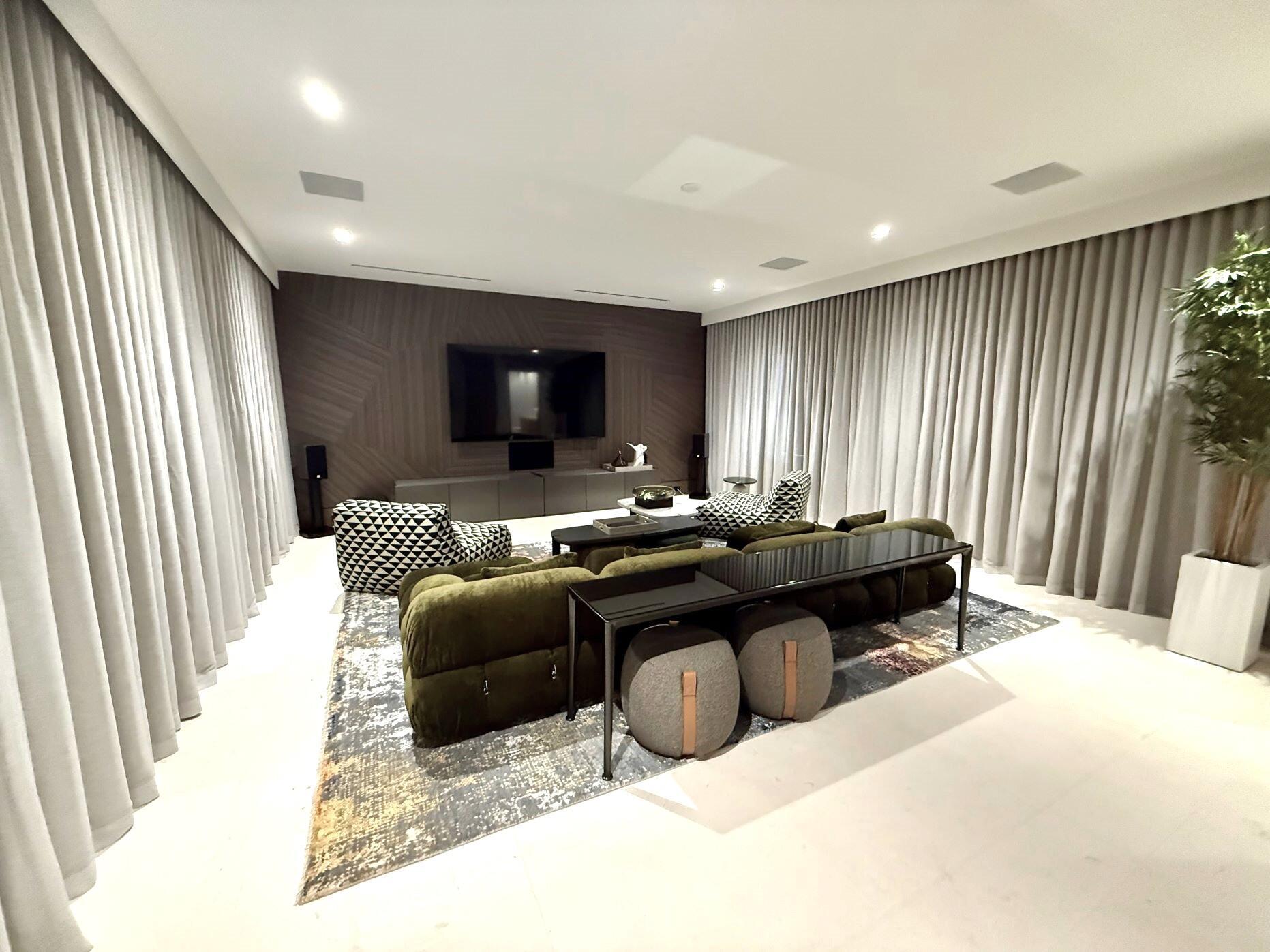 999 Hillsboro Mile Hillsboro Beach, FL 33062