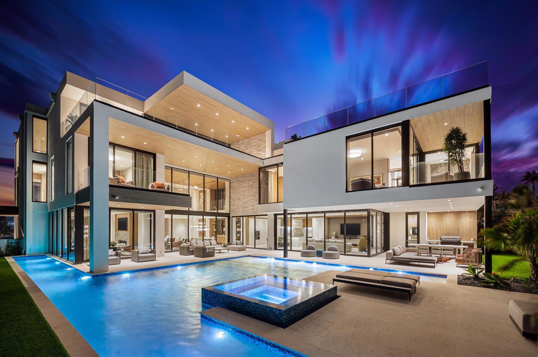 999 Hillsboro Mile Hillsboro Beach, FL 33062