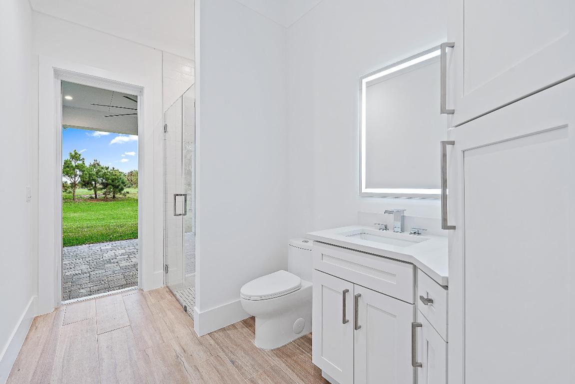 18211 SE Old Trl Jupiter, FL 33478