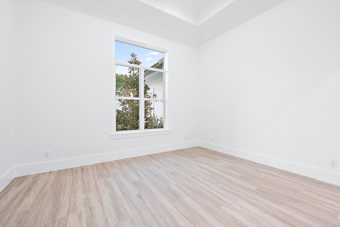 18211 SE Old Trl Jupiter, FL 33478