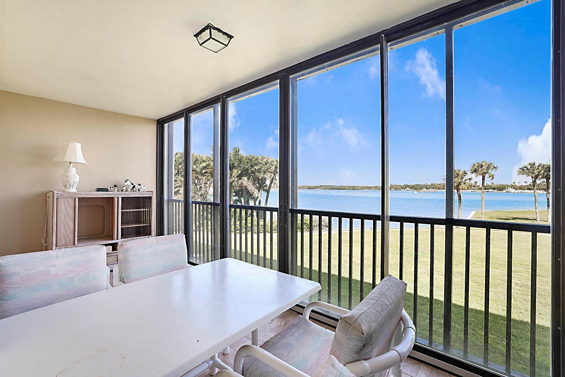 300 Intracoastal Pl #203 Tequesta, FL 33469
