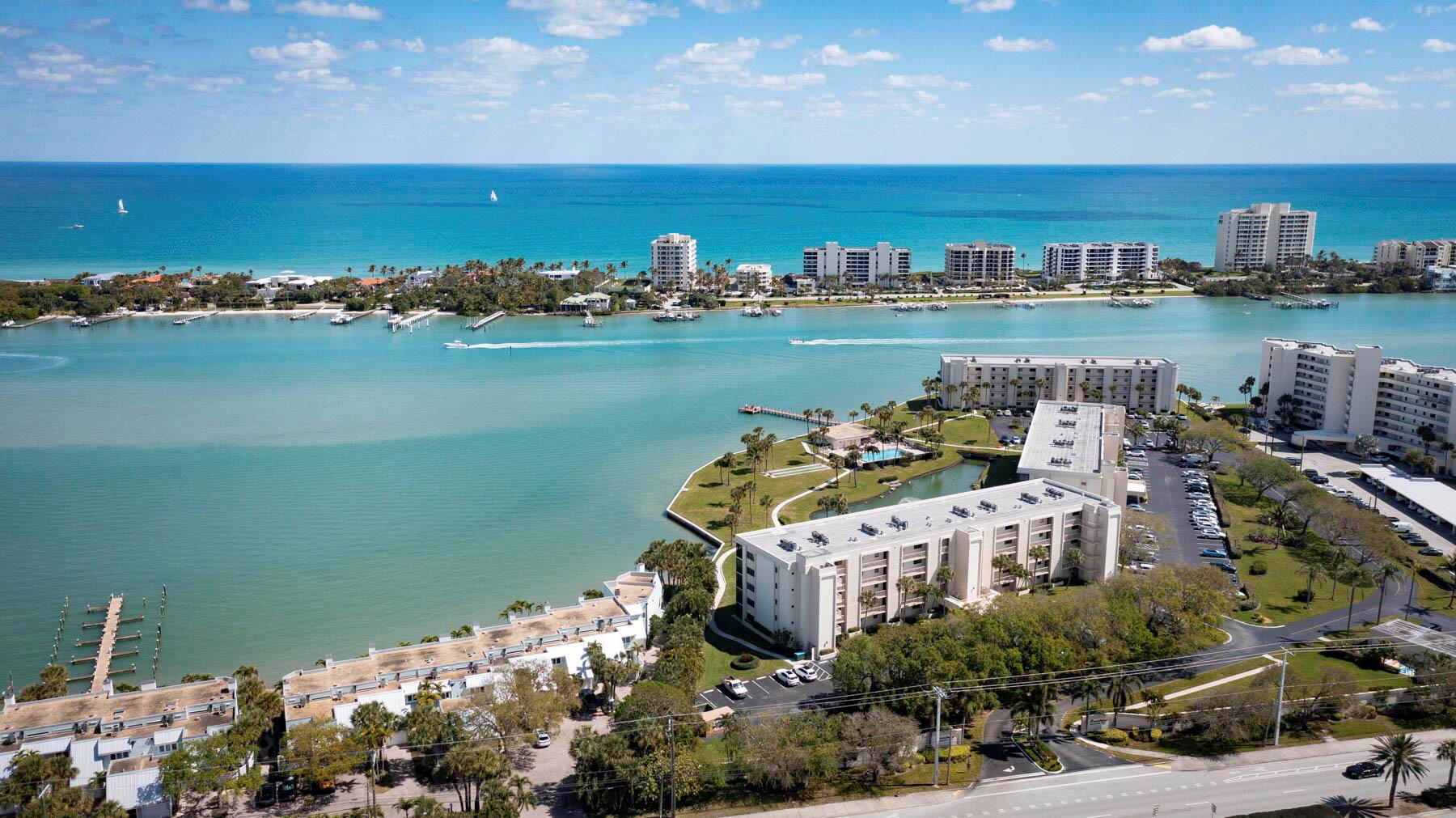 300 Intracoastal Pl #203 Tequesta, FL 33469