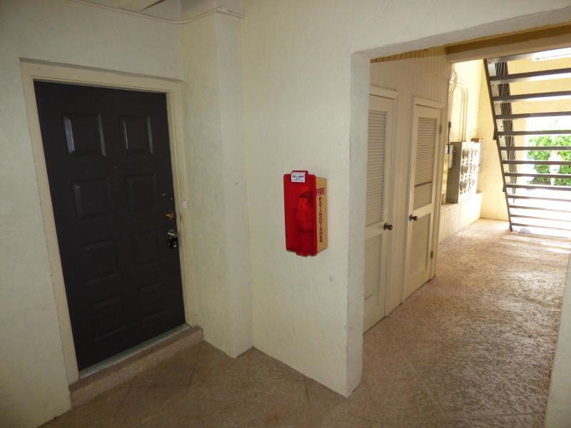 150 Pineview Rd #E3 Jupiter, FL 33469