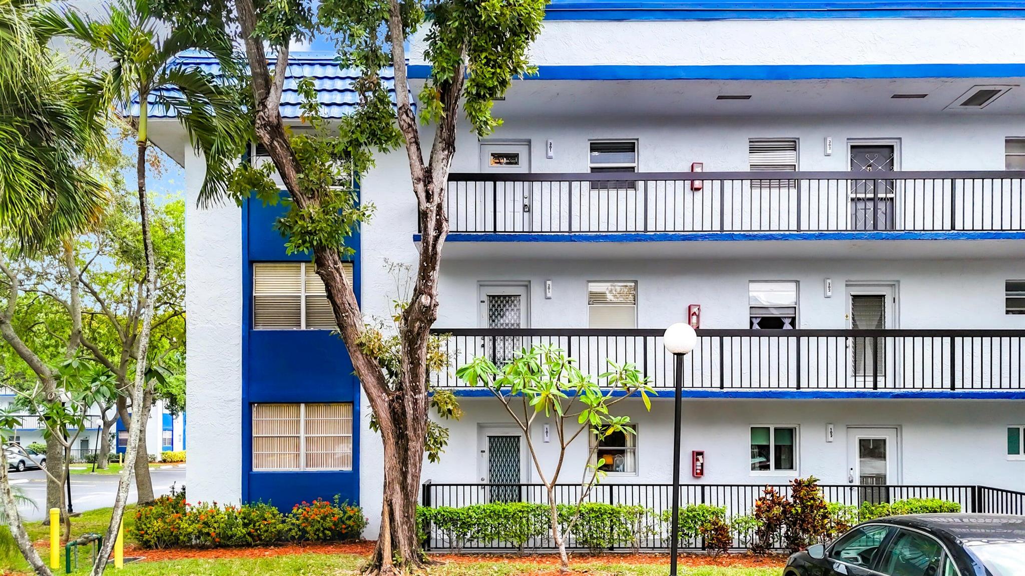 3090 Holiday Spgs Blvd #310