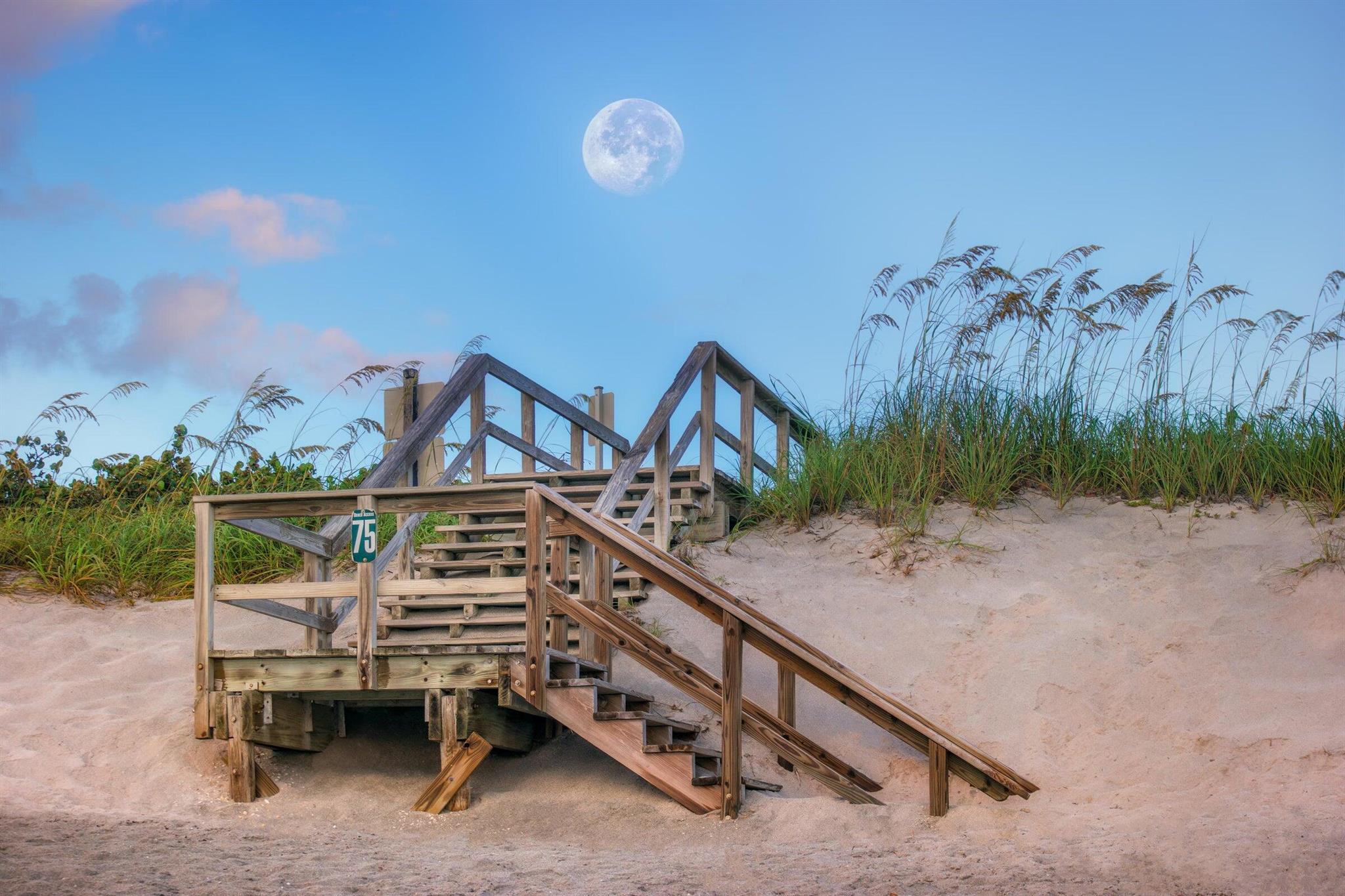 2033 Staysail Ln Jupiter, FL 33477