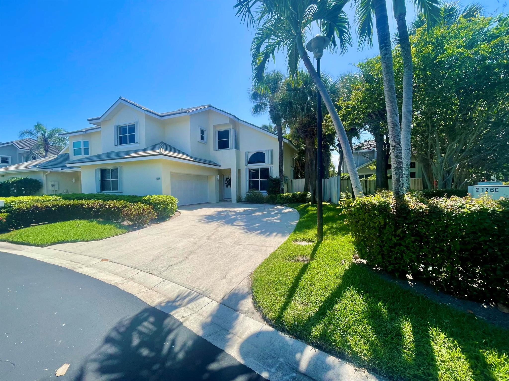 2033 Staysail Ln Jupiter, FL 33477