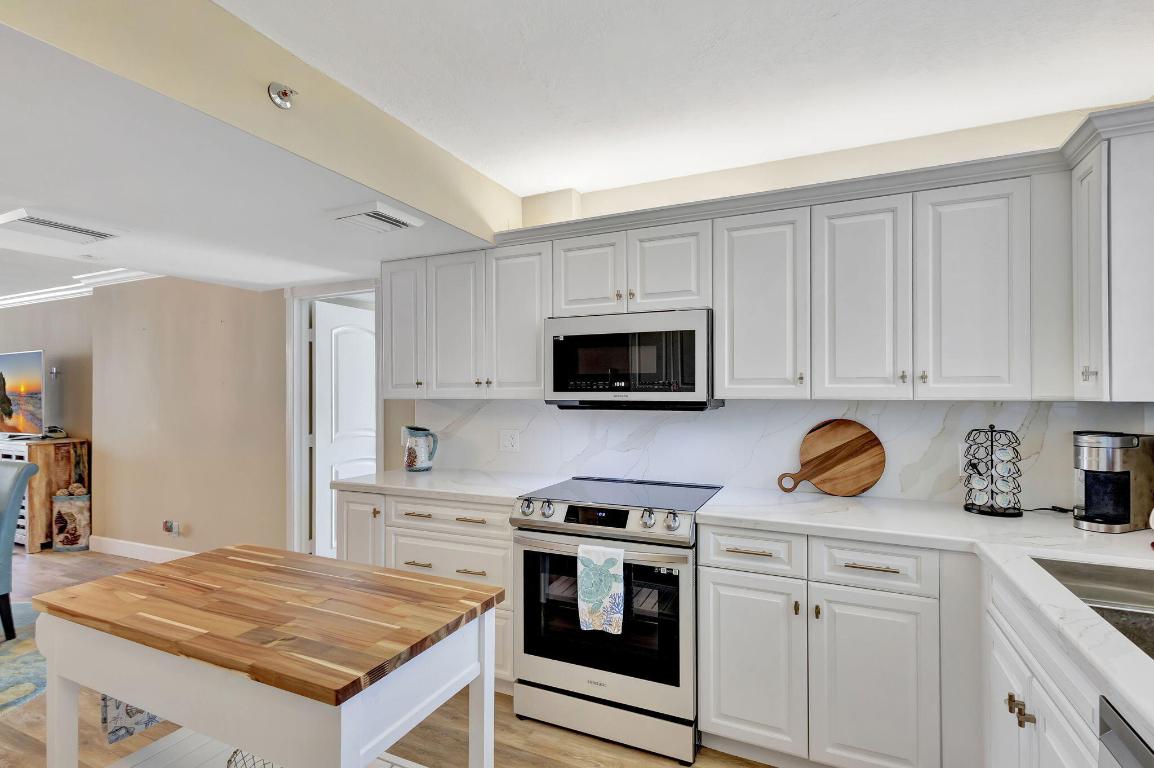 100 Ocean Trl #301 Jupiter, FL 33477