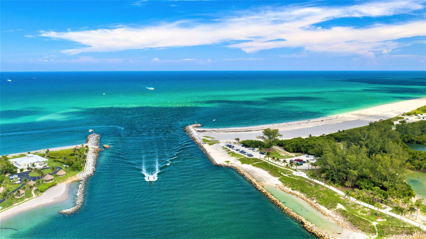 100 Ocean Trl #301 Jupiter, FL 33477