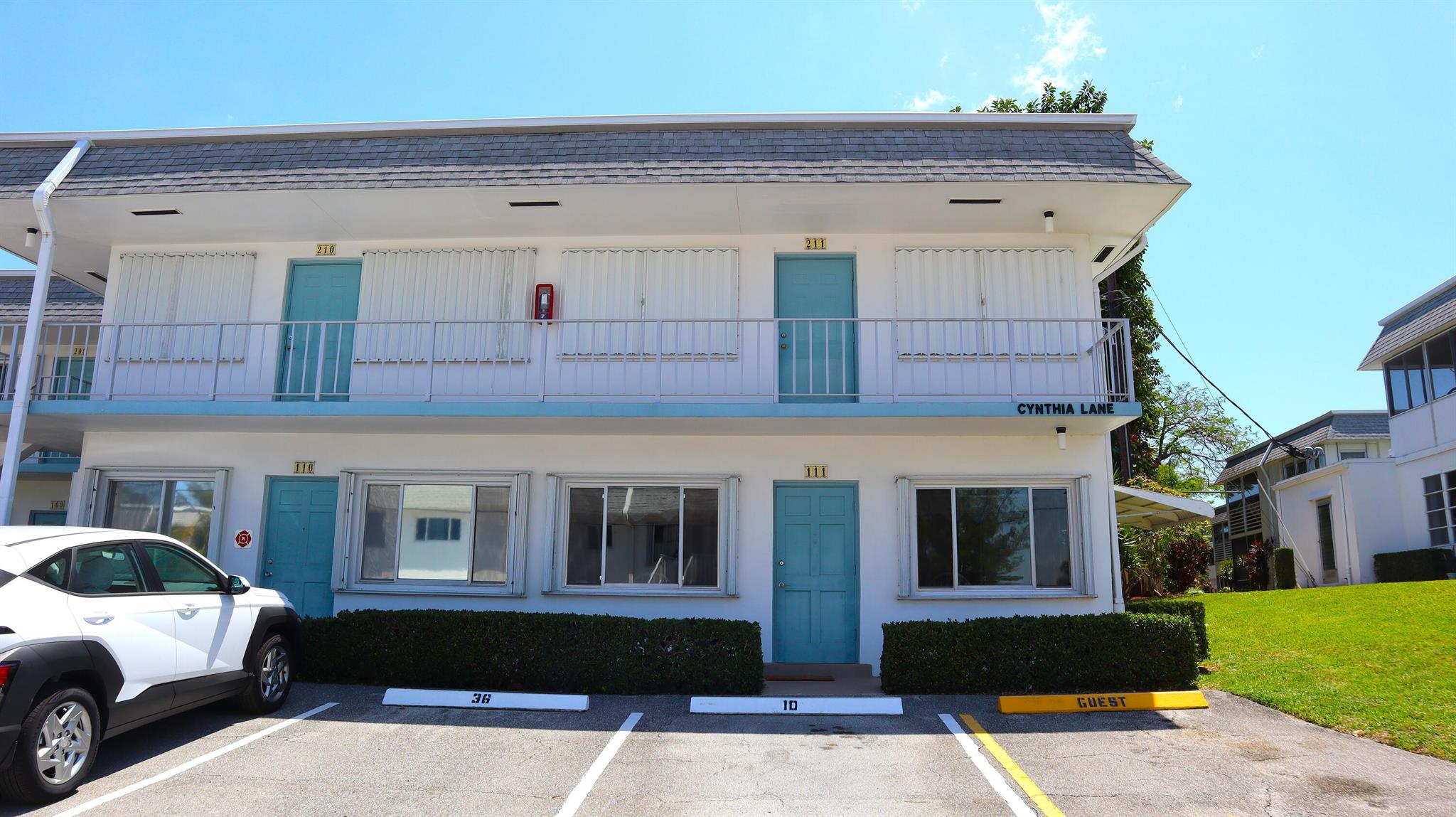 2960 Cynthia Ln #111