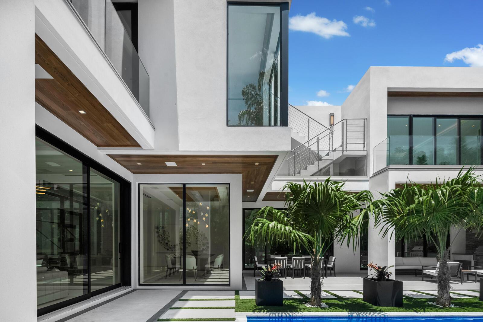 141 Cortez Rd West Palm Beach, FL 33405 141 Cortez Rd West Palm Beach, FL 33405