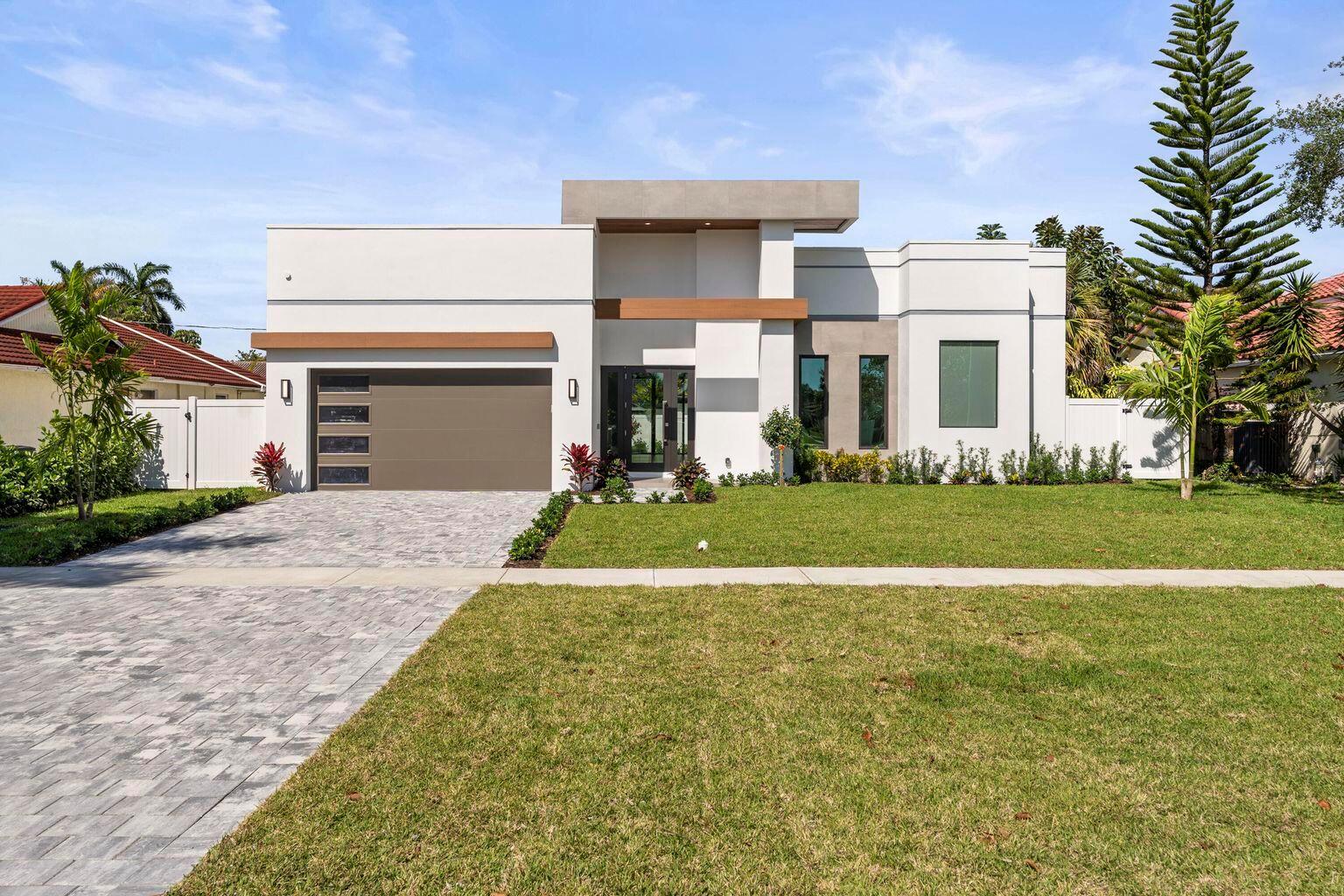7537 W Country Clb Blvd