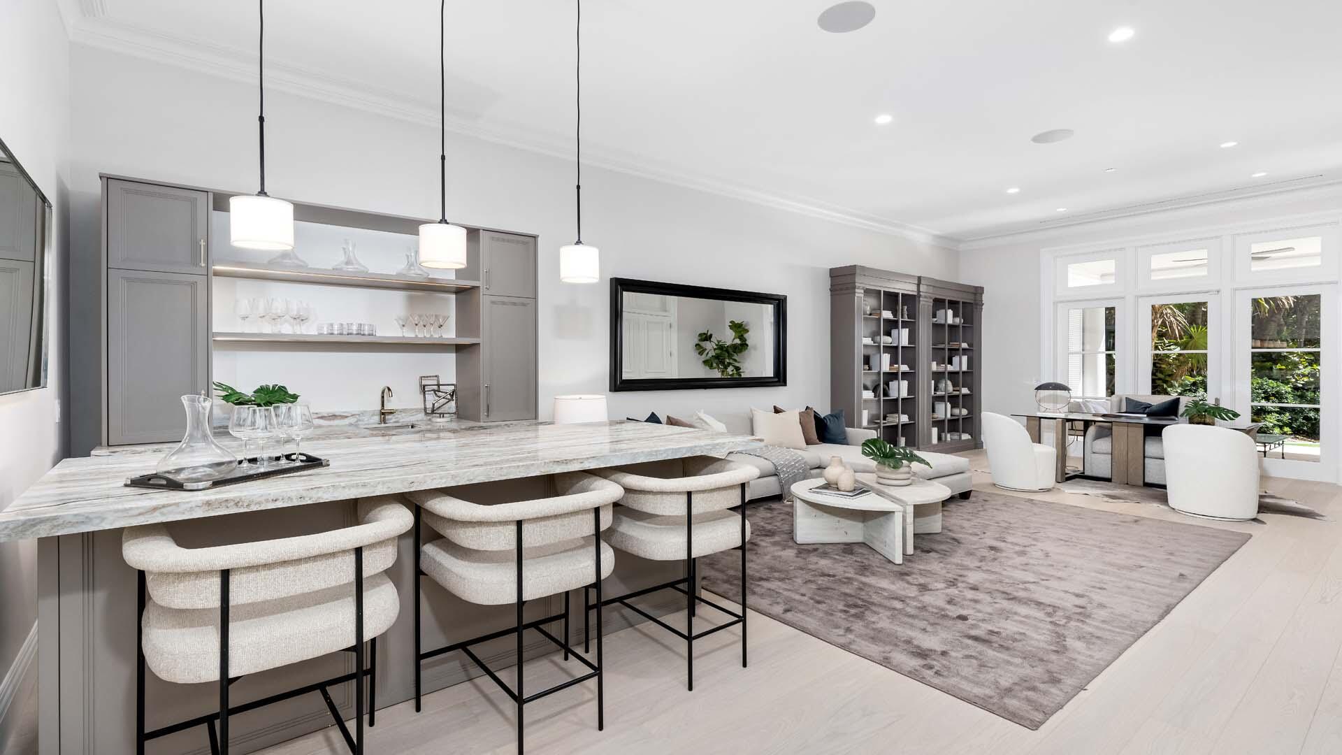 2315 S Ocean Blvd Palm Beach, FL 33480 2315 S Ocean Blvd Palm Beach, FL 33480