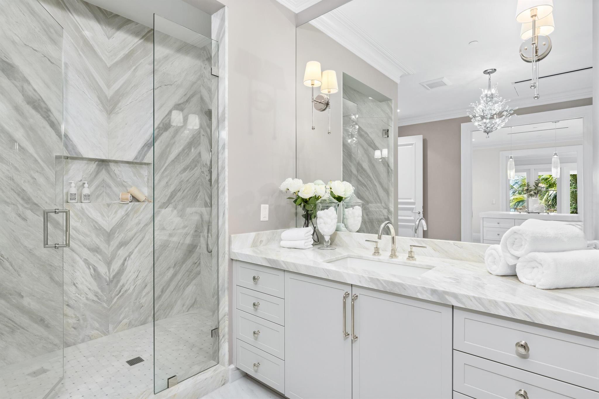 2315 S Ocean Blvd Palm Beach, FL 33480 2315 S Ocean Blvd Palm Beach, FL 33480
