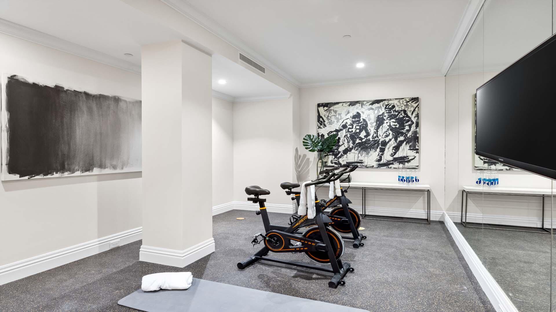 2315 S Ocean Blvd Palm Beach, FL 33480 2315 S Ocean Blvd Palm Beach, FL 33480