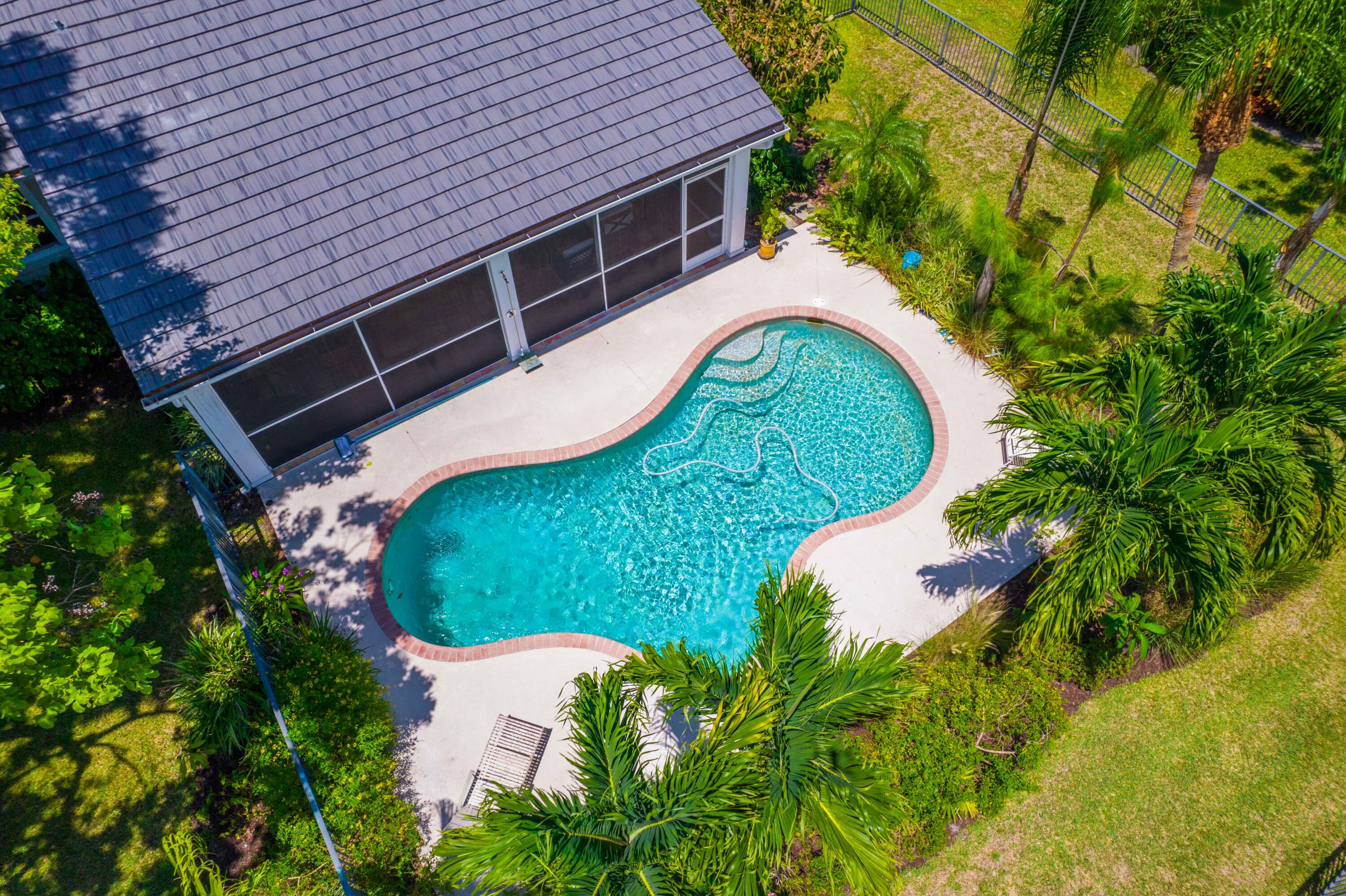 18360 SE Lakeside Tequesta, FL 33469