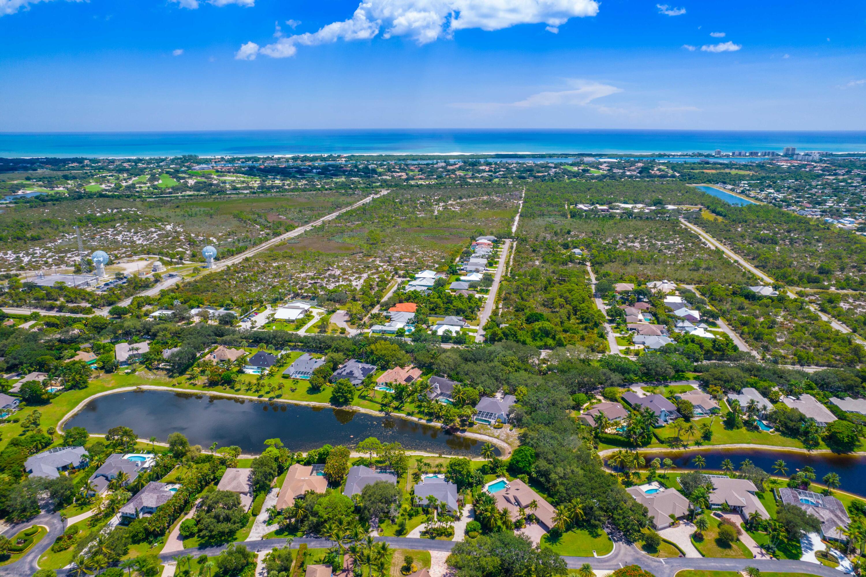 18360 SE Lakeside Tequesta, FL 33469