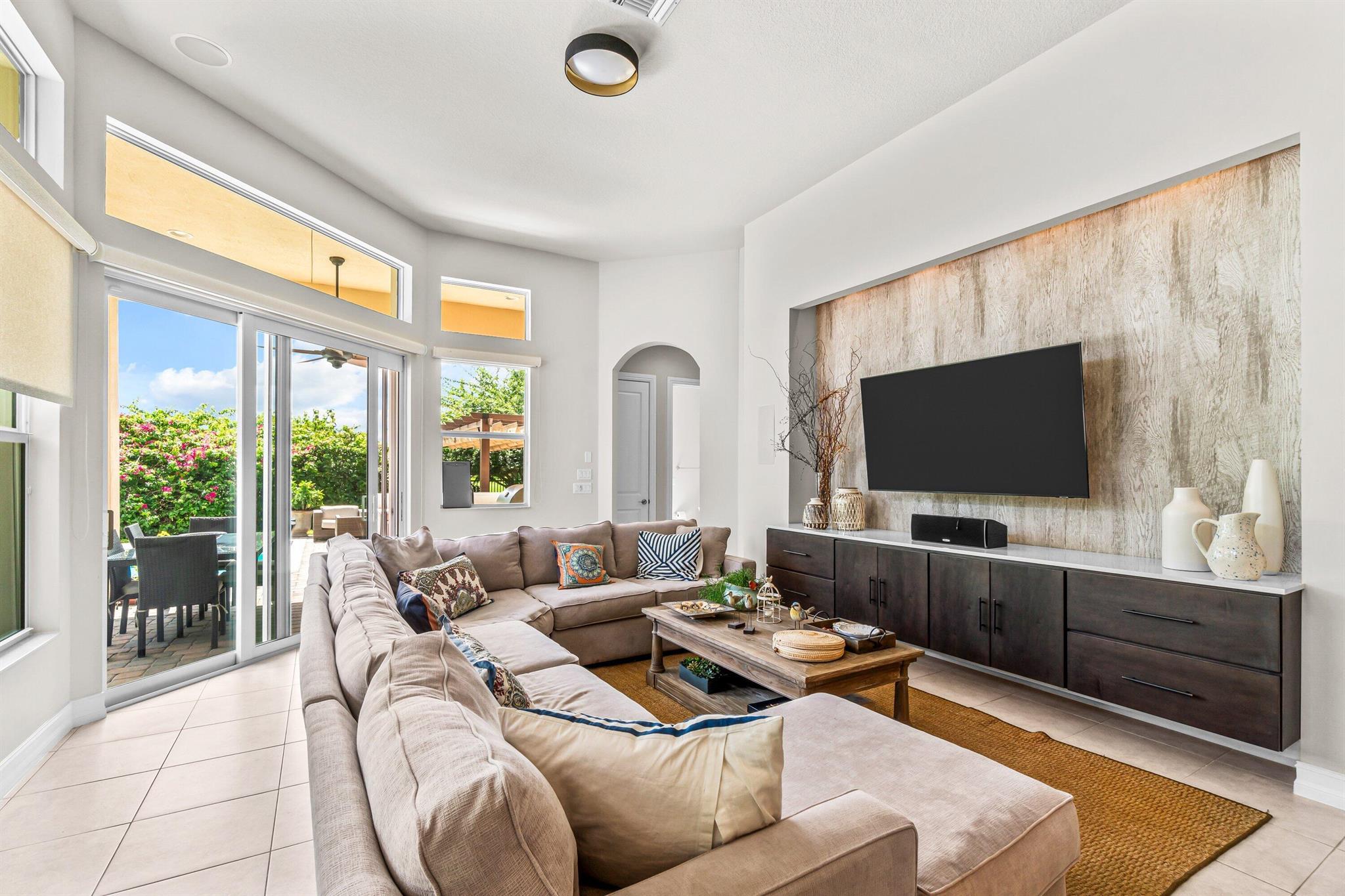 114 Carmela Ct Jupiter, FL 33478