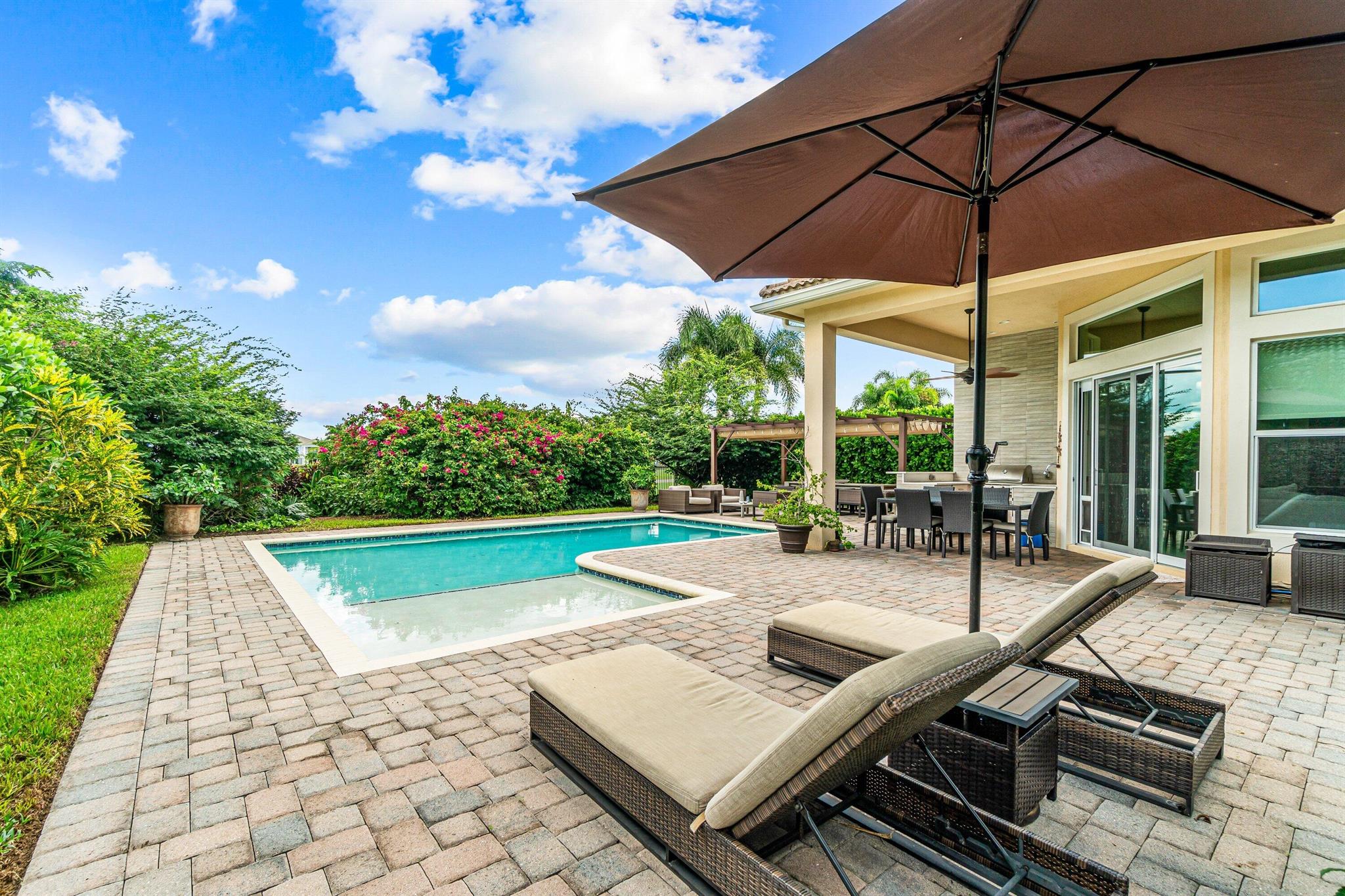 114 Carmela Ct Jupiter, FL 33478