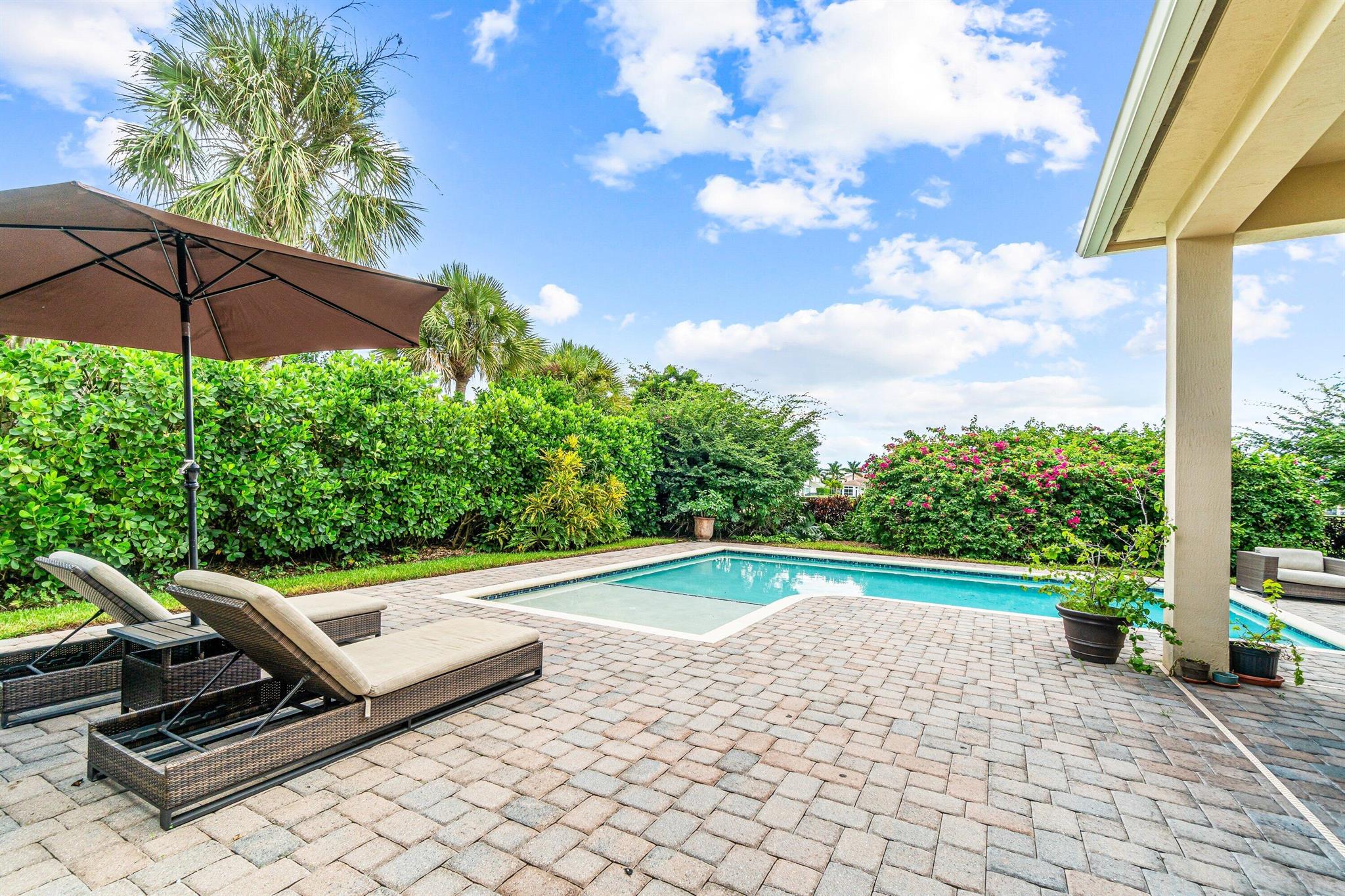 114 Carmela Ct Jupiter, FL 33478