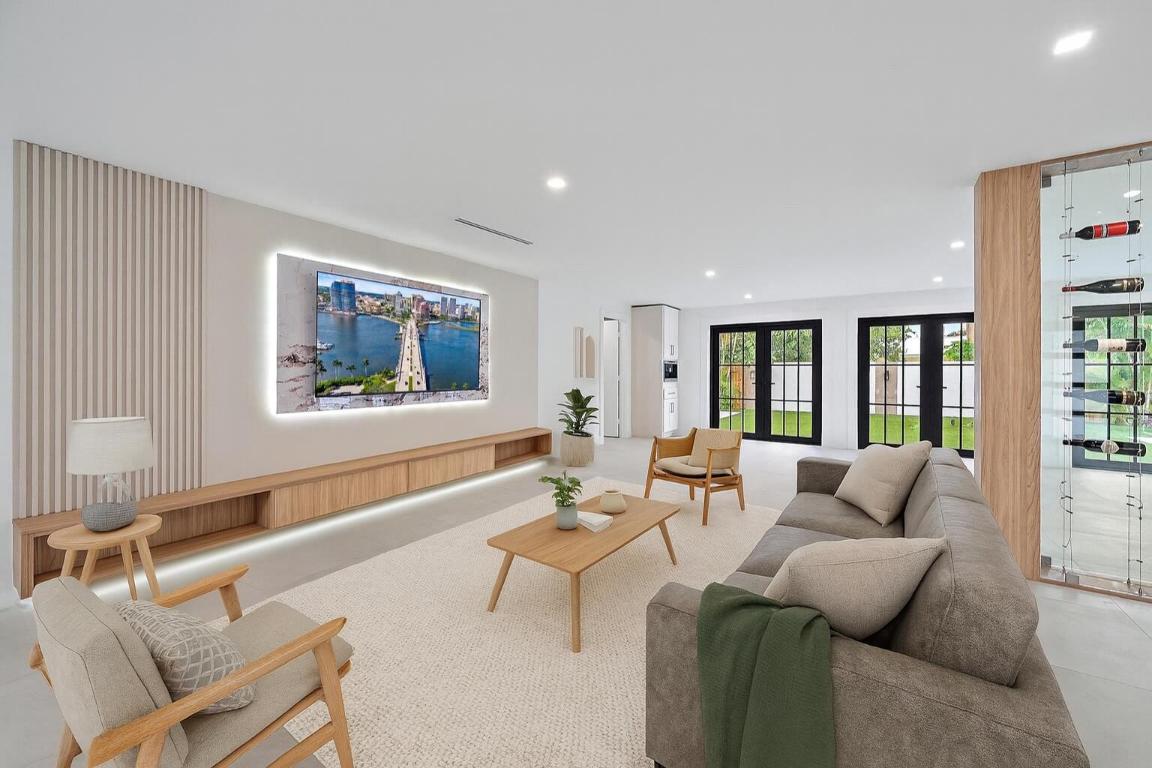 391 W Riverside Tequesta, FL 33469