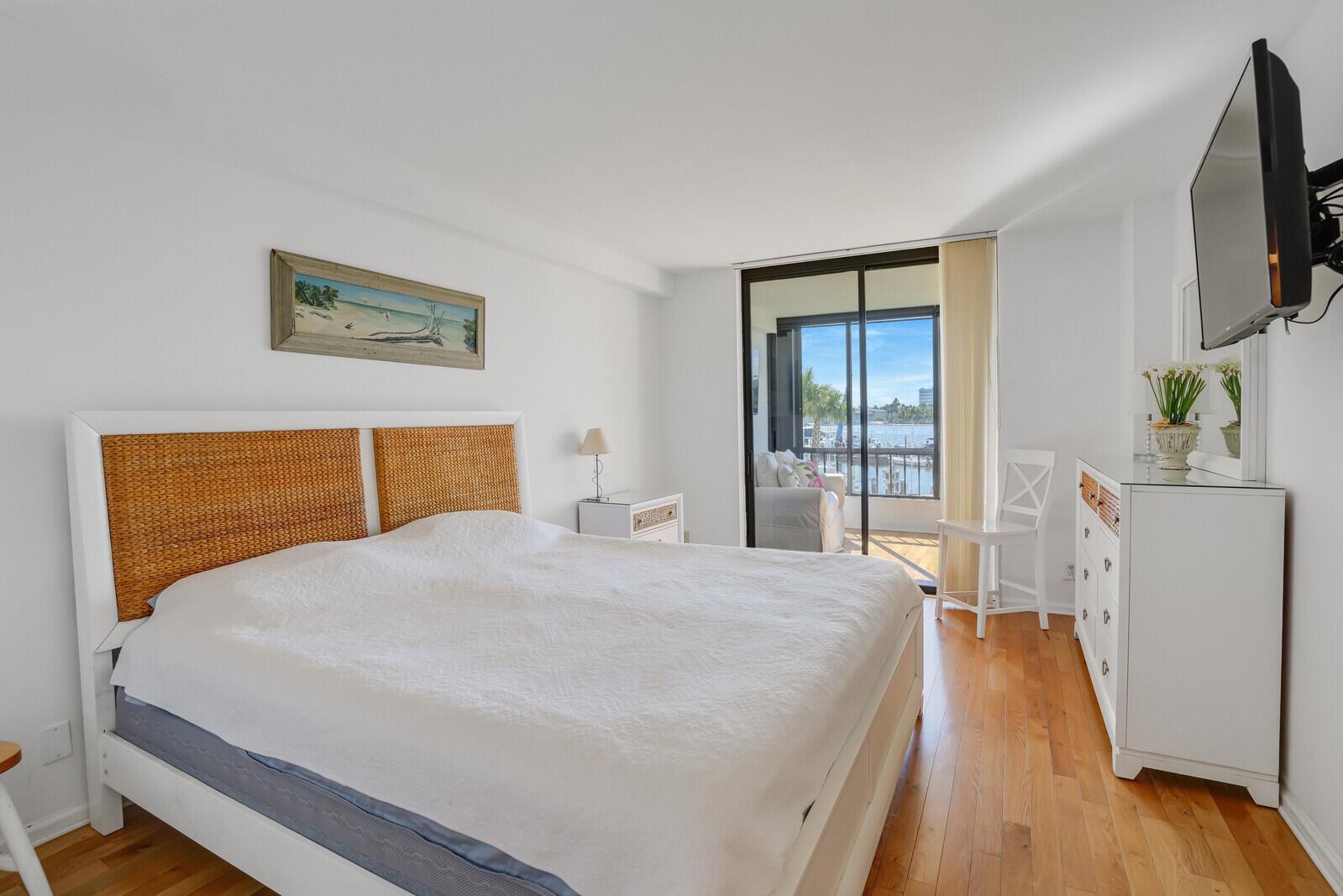 1648 Jupiter Cv Dr #209 Jupiter, FL 33469