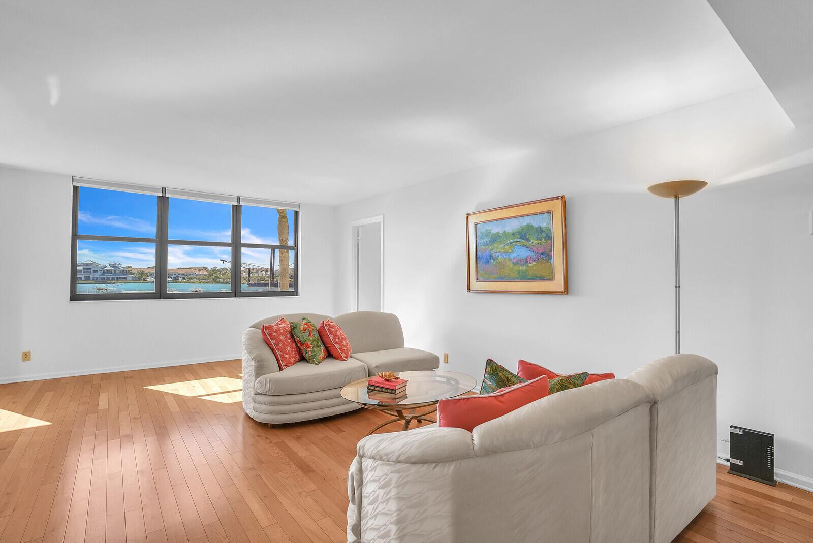 1648 Jupiter Cv Dr #209 Jupiter, FL 33469