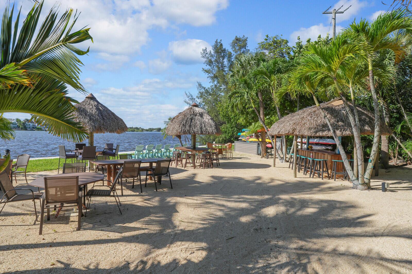 1648 Jupiter Cv Dr #209 Jupiter, FL 33469