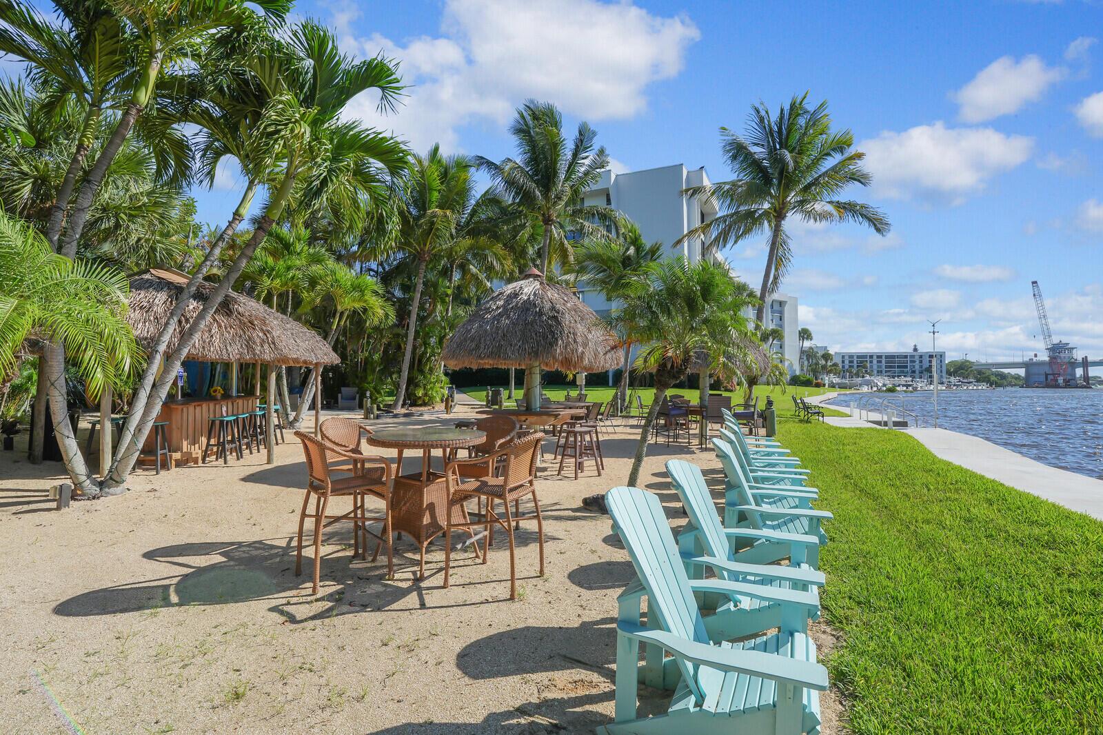 1648 Jupiter Cv Dr #209 Jupiter, FL 33469