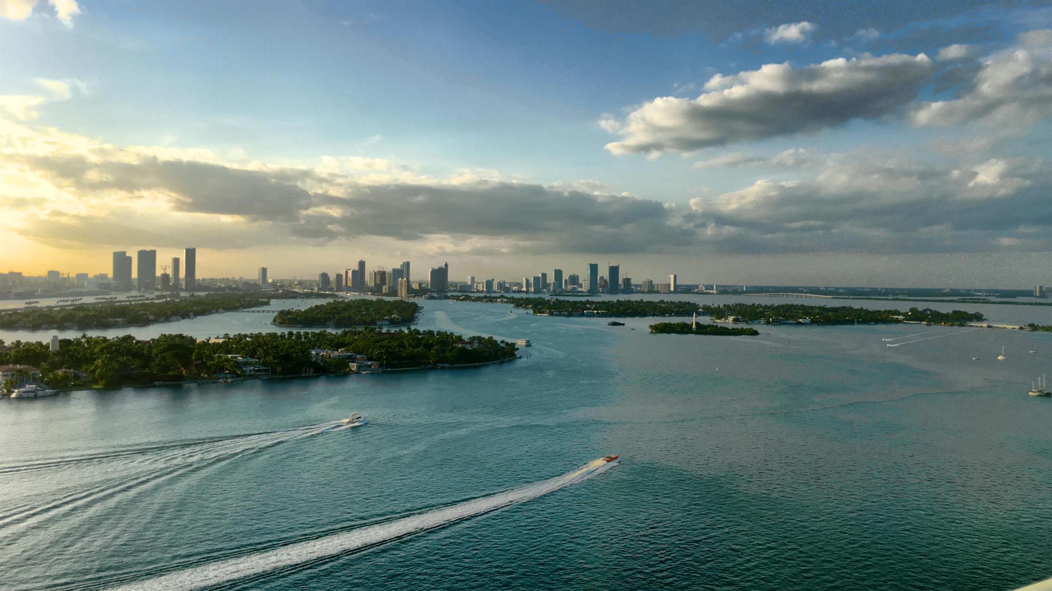 image THE FLORIDIAN CONDO3