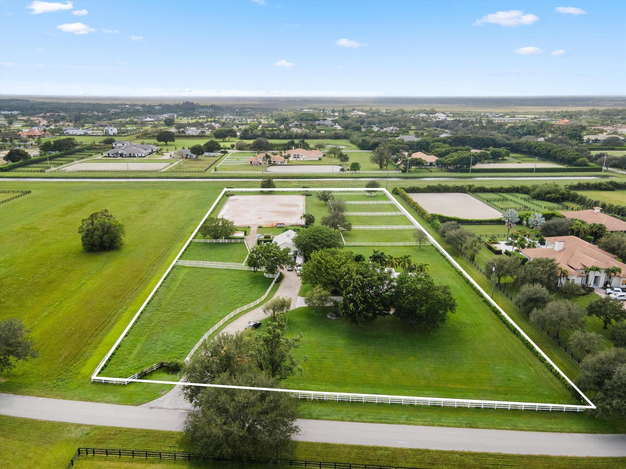 15416 Sunnyland Ln #Barn Wellington, FL 33414