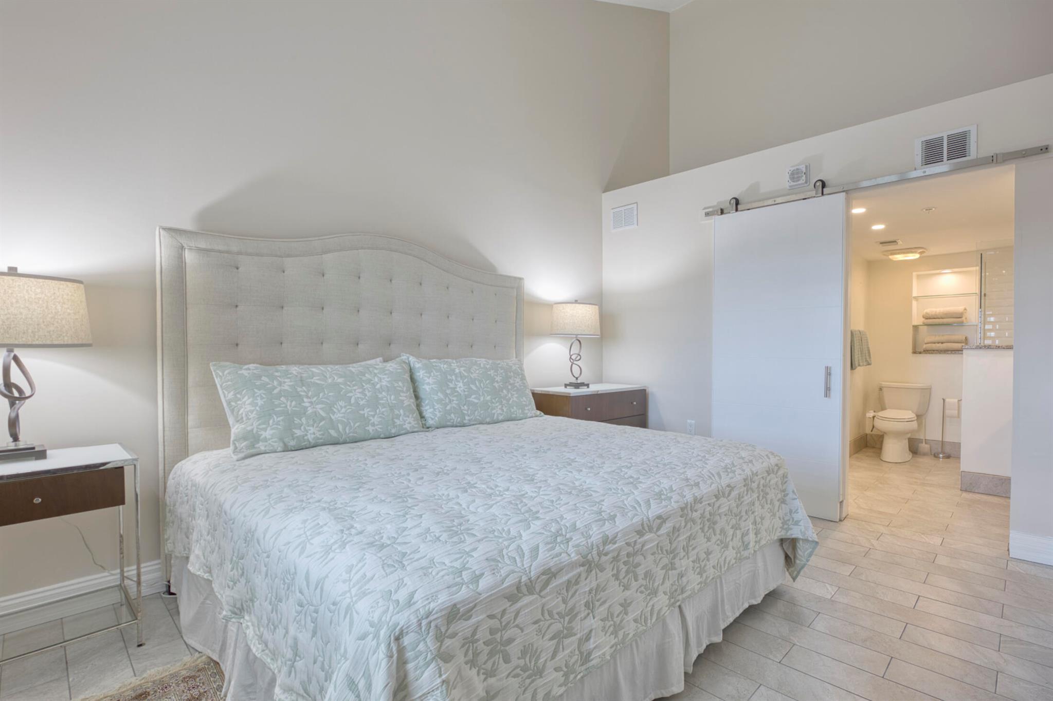 301 Ocean Blfs Blvd #5040 Jupiter, FL 33477