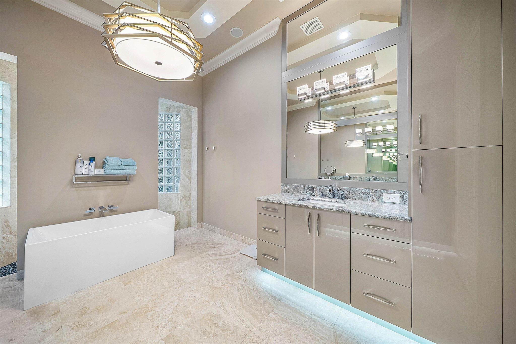 9161 Equus Cir Boynton Beach, FL 33472