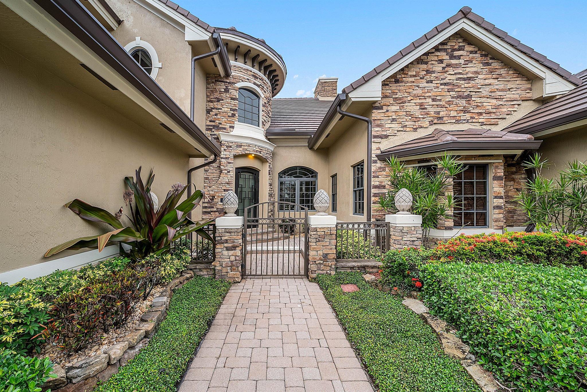 9161 Equus Cir Boynton Beach, FL 33472